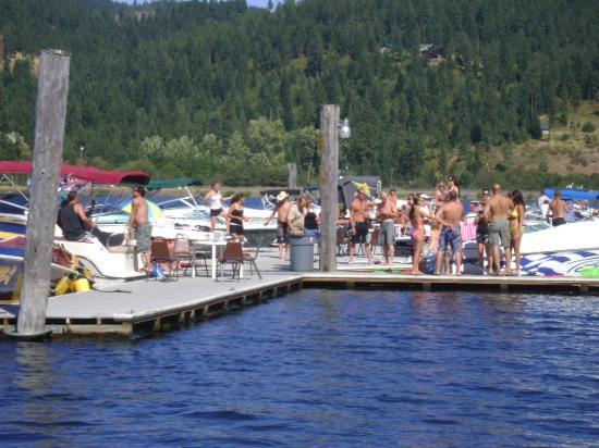 party-on-the-dock